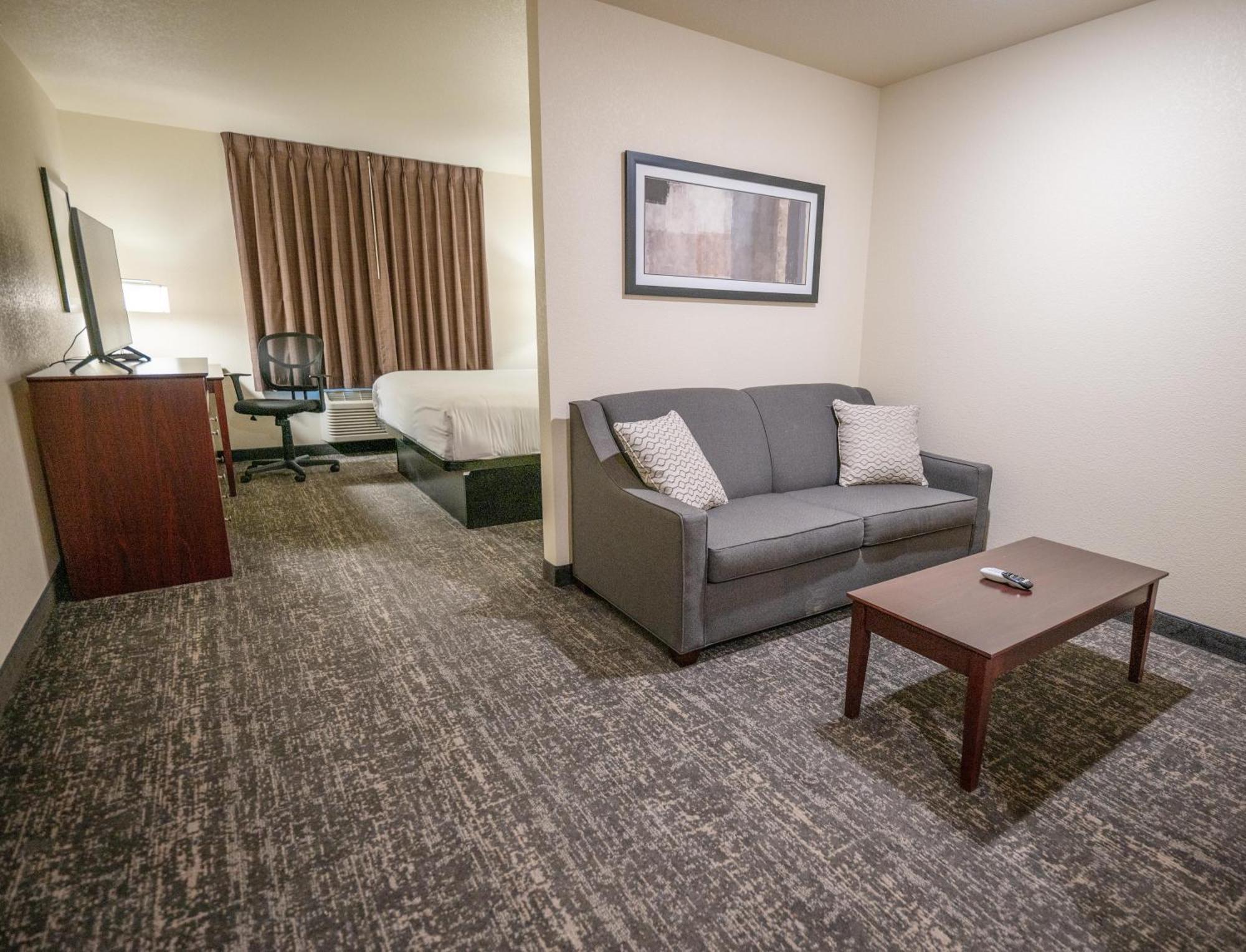 Cobblestone Hotel & Suites - Lamar Екстериор снимка