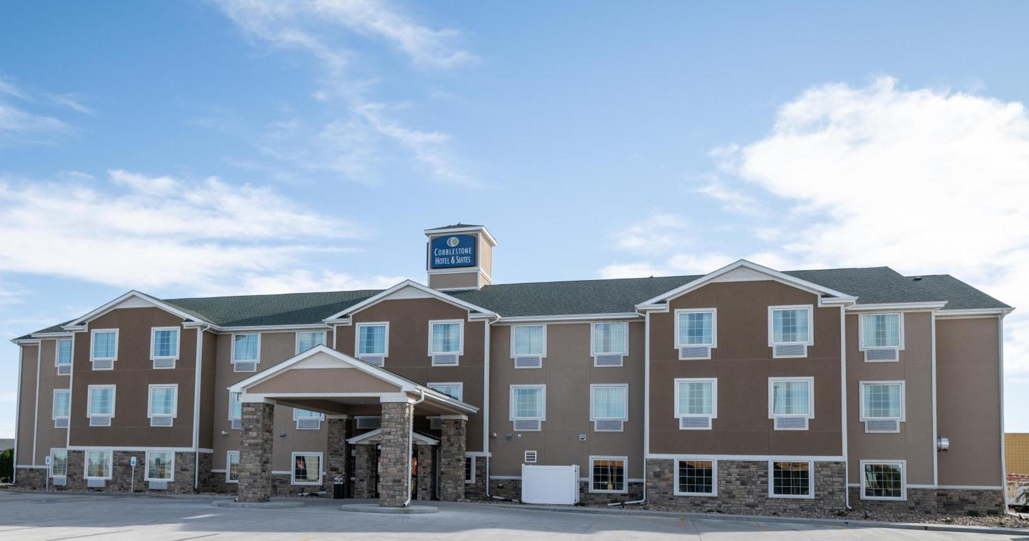 Cobblestone Hotel & Suites - Lamar Екстериор снимка